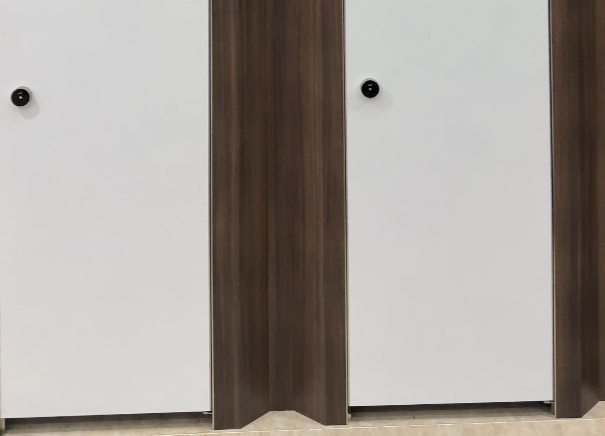 深橡木色搭白色門板-鉆石款衛生間隔斷 深橡木色搭白色門板-鉆石款衛生間隔斷